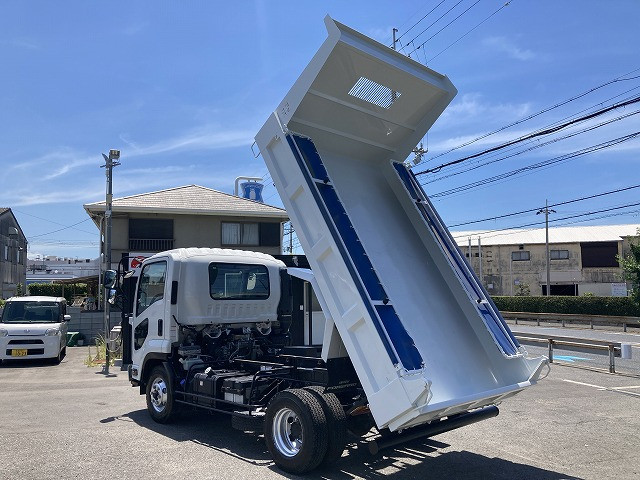 いすゞ フォワード 2PG-FRR90S1(2WD)の写真6