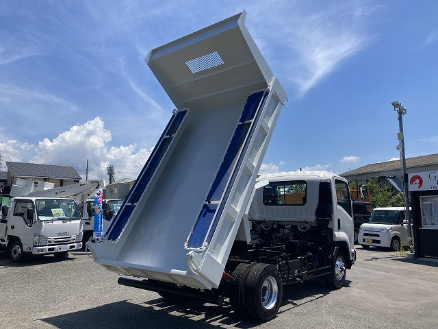 いすゞ フォワード 2PG-FRR90S1(2WD)の写真8