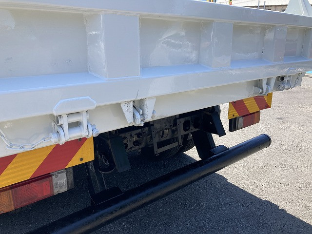 いすゞ フォワード 2PG-FRR90S1(2WD)の写真17