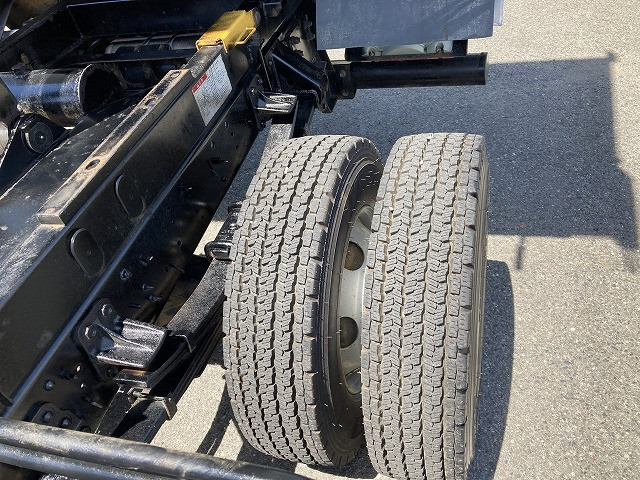 いすゞ フォワード 2PG-FRR90S1(2WD)の写真20