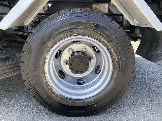 いすゞ フォワード 2PG-FRR90S1(2WD)の写真26