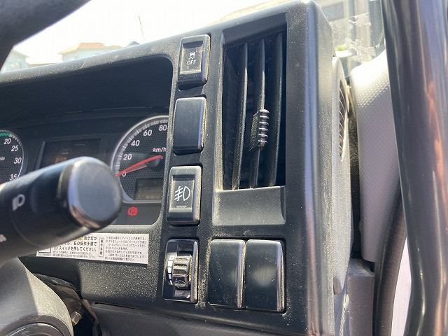 いすゞ フォワード 2PG-FRR90S1(2WD)の写真36