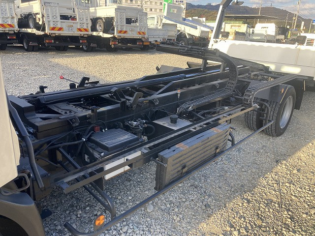 日野 デュトロ 2KG-XZU722M(2WD)の写真18