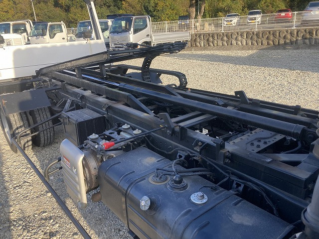 日野 デュトロ 2KG-XZU722M(2WD)の写真19