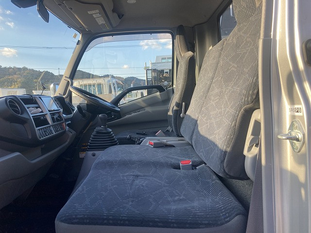 日野 デュトロ 2KG-XZU722M(2WD)の写真27