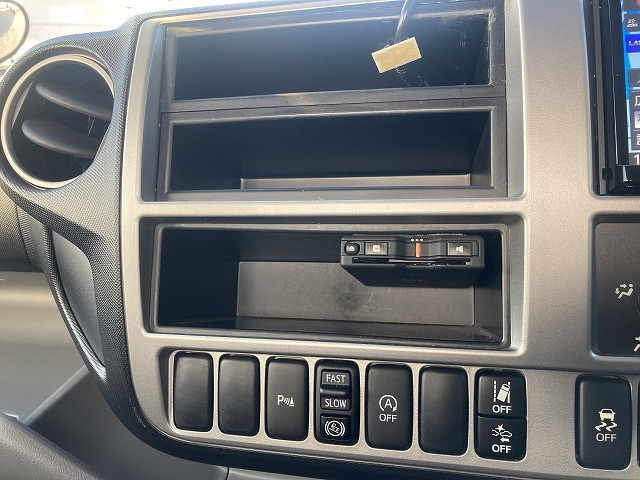 日野 デュトロ 2KG-XZU722M(2WD)の写真32