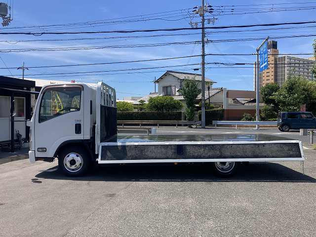 いすゞ エルフ TPG-NPR85AR(2WD)の写真11