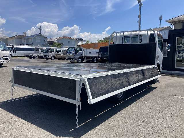 いすゞ エルフ TPG-NPR85AR(2WD)の写真13