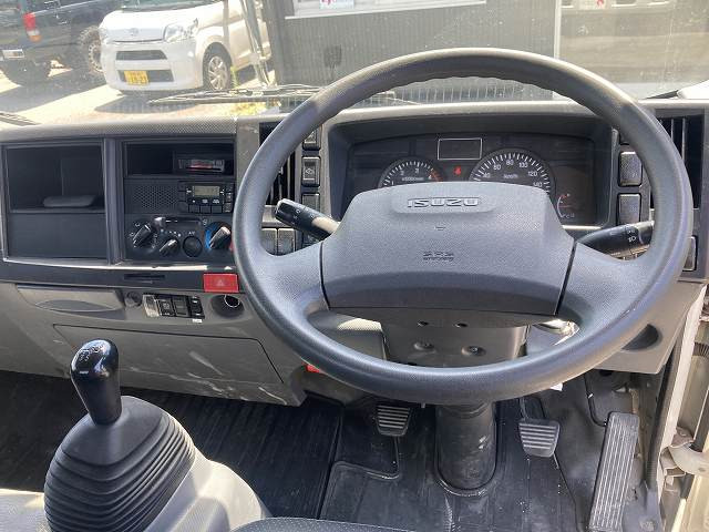 いすゞ エルフ TPG-NPR85AR(2WD)の写真39