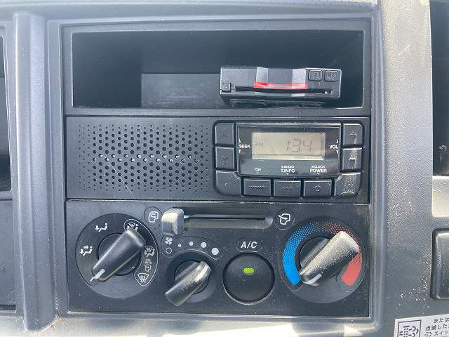 いすゞ エルフ TPG-NPR85AR(2WD)の写真45