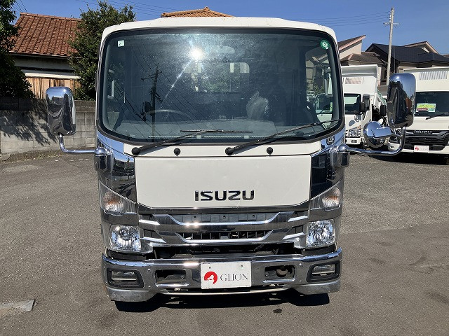 いすゞ エルフ TRG-NLR85AR(2WD)の写真2