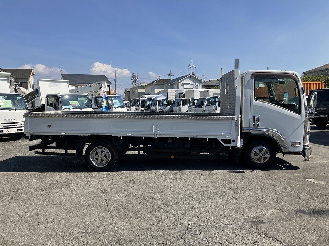 いすゞ エルフ TRG-NLR85AR(2WD)の写真5