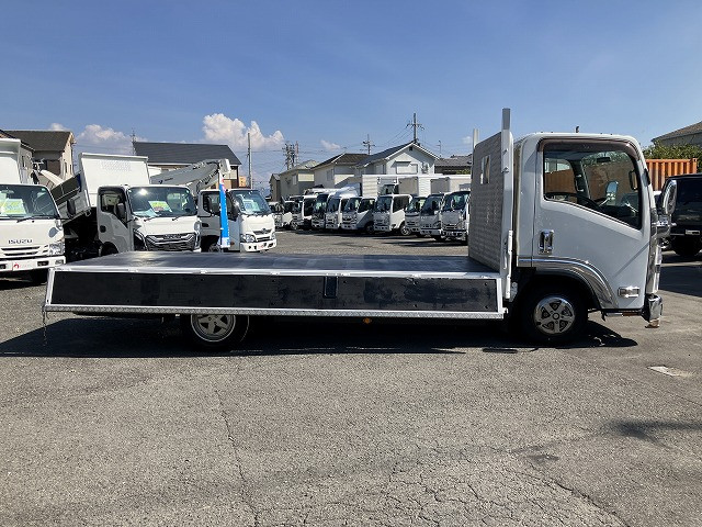 いすゞ エルフ TRG-NLR85AR(2WD)の写真12