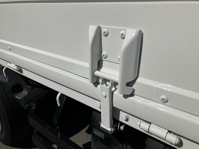 いすゞ エルフ TRG-NLR85AR(2WD)の写真36