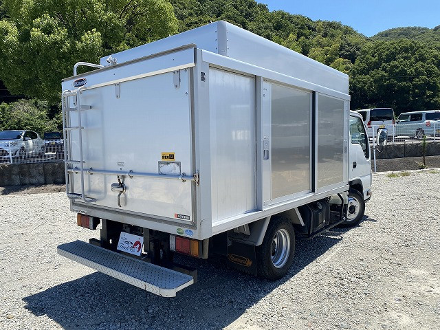 いすゞ エルフ TRG-NJR85AN(2WD)の写真8