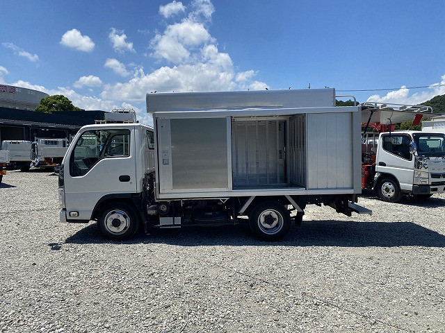 いすゞ エルフ TRG-NJR85AN(2WD)の写真11