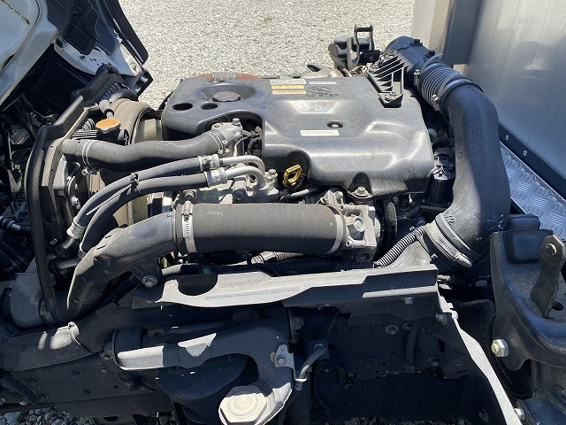 いすゞ エルフ TRG-NJR85AN(2WD)の写真17