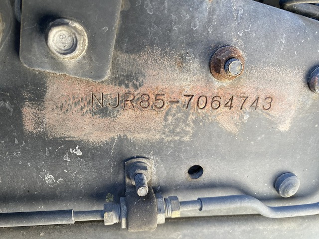 いすゞ エルフ TRG-NJR85AN(2WD)の写真21