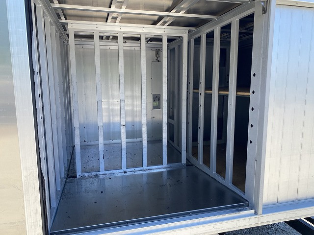 いすゞ エルフ TRG-NJR85AN(2WD)の写真27