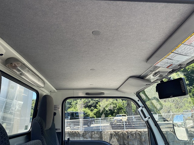 いすゞ エルフ TRG-NJR85AN(2WD)の写真31