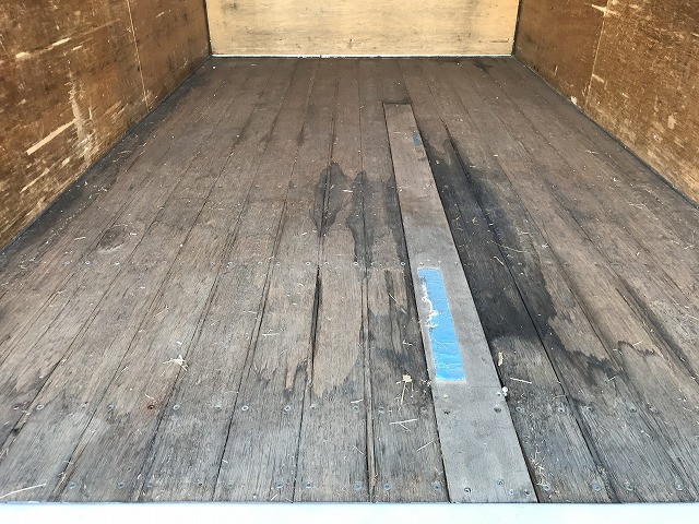 いすゞ エルフ TKG-NKR85AN(2WD)の写真18