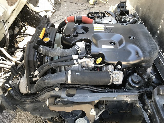 いすゞ エルフ TKG-NKR85AN(2WD)の写真30