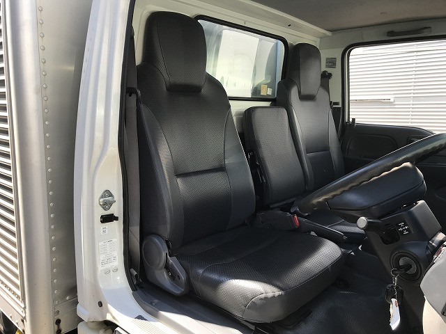 いすゞ エルフ TKG-NKR85AN(2WD)の写真41