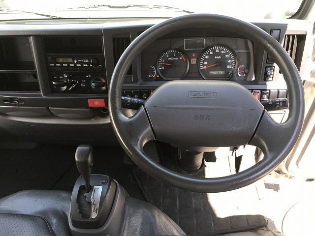 いすゞ エルフ TKG-NKR85AN(2WD)の写真43