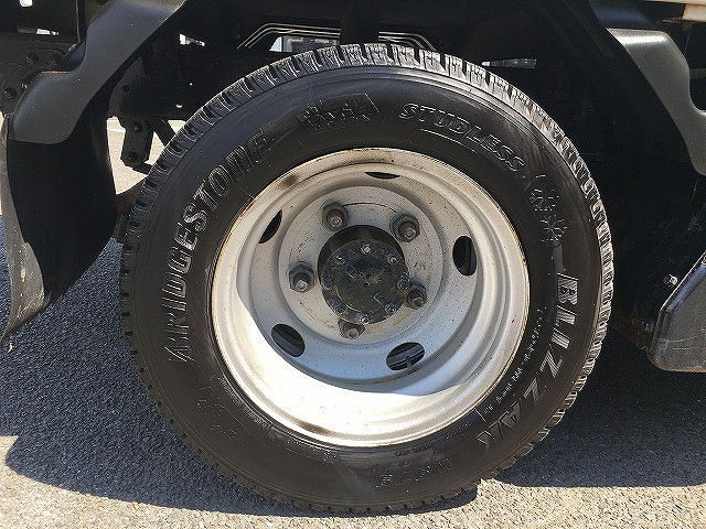 いすゞ エルフ TPG-NJS85A(4WD)の写真29