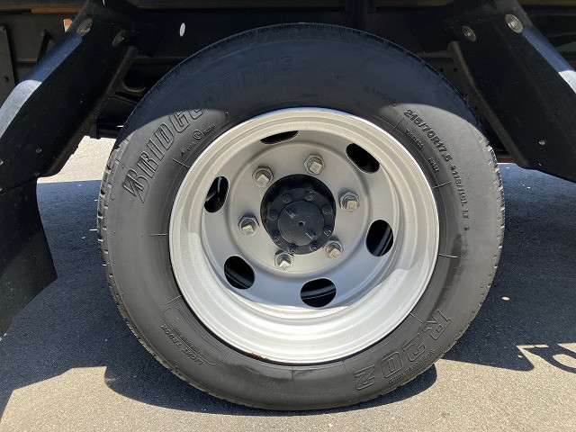 いすゞ エルフ 2RG-NPR88AN(2WD)の写真33