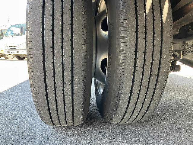 いすゞ エルフ 2RG-NPR88AN(2WD)の写真36