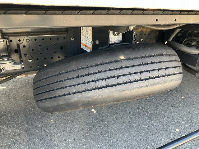 いすゞ エルフ 2RG-NPR88AN(2WD)の写真37