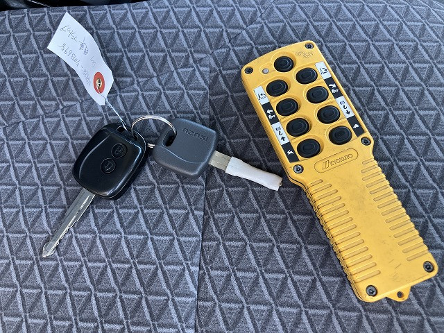 いすゞ エルフ 2RG-NPR88AN(2WD)の写真49