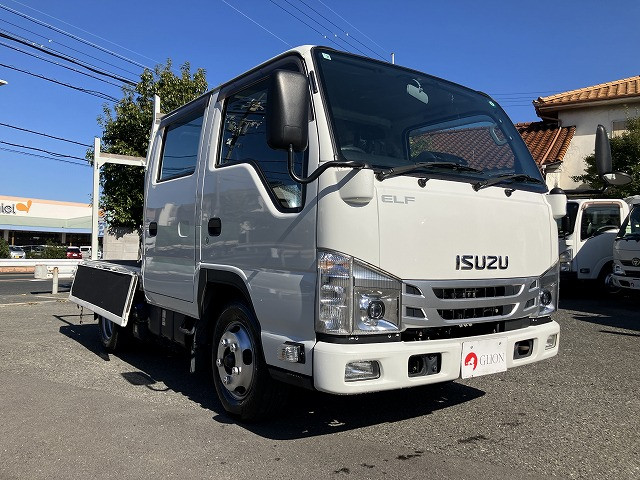 いすゞ エルフ 2RG-NJR88A(2WD)の写真10