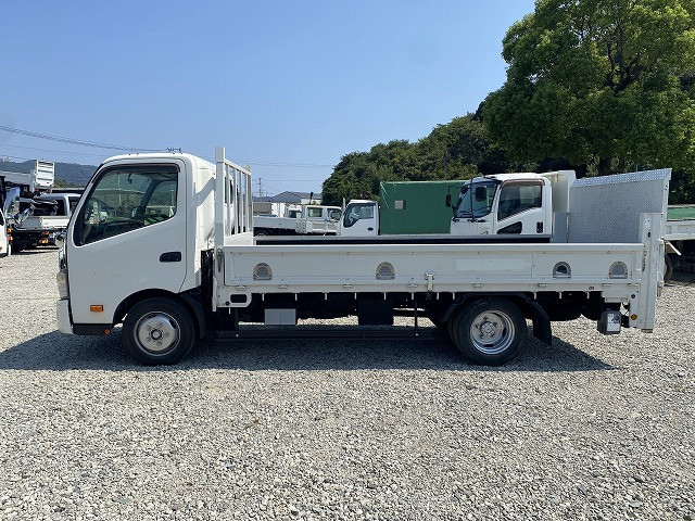 日野 デュトロ SKG-XZU710M(2WD)の写真4