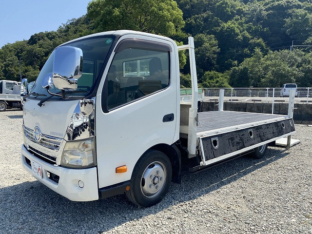 日野 デュトロ SKG-XZU710M(2WD)の写真9