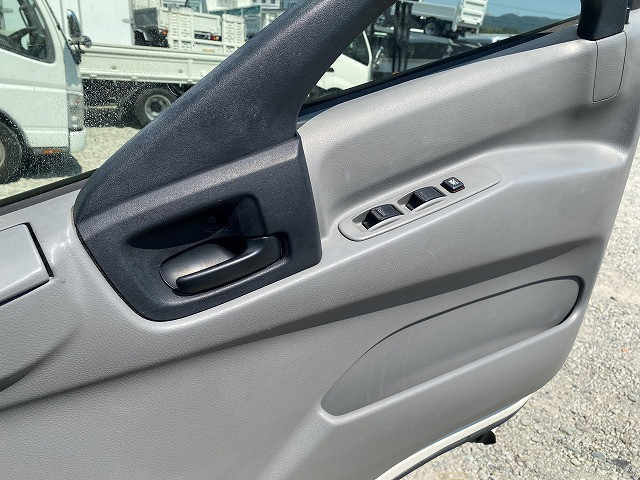 日野 デュトロ SKG-XZU710M(2WD)の写真36