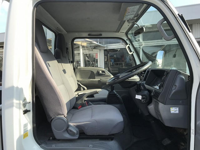 いすゞ エルフ TKG-NJS85A(4WD)の写真29