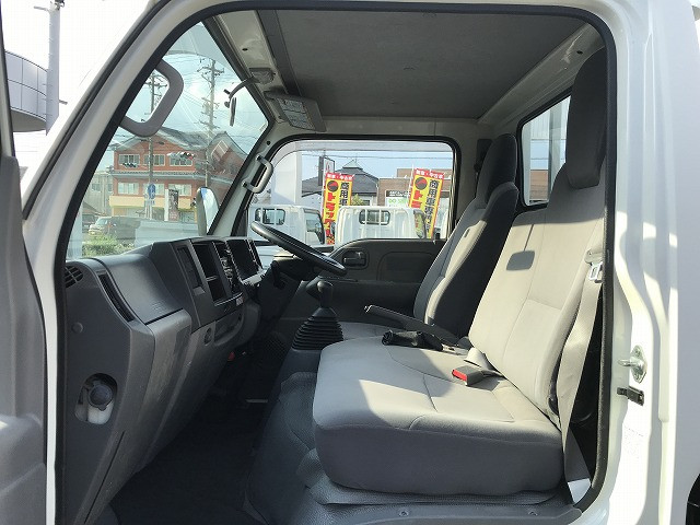 いすゞ エルフ TKG-NJS85A(4WD)の写真30