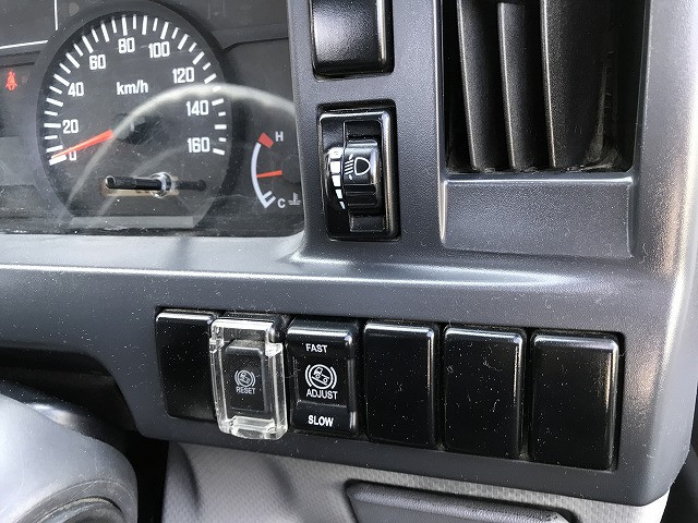 いすゞ エルフ TKG-NJS85A(4WD)の写真37