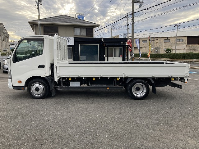 日野 デュトロ 2RG-XZU710M(2WD)の写真4