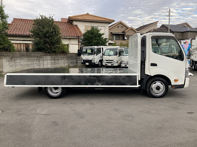 日野 デュトロ 2RG-XZU710M(2WD)の写真12