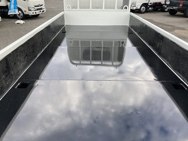 日野 デュトロ 2RG-XZU710M(2WD)の写真16