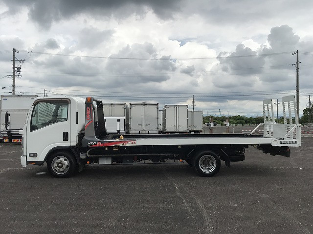 いすゞ エルフ TRG-NPR85AN(2WD)の写真4