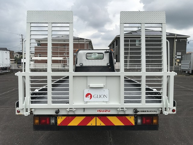 いすゞ エルフ TRG-NPR85AN(2WD)の写真7