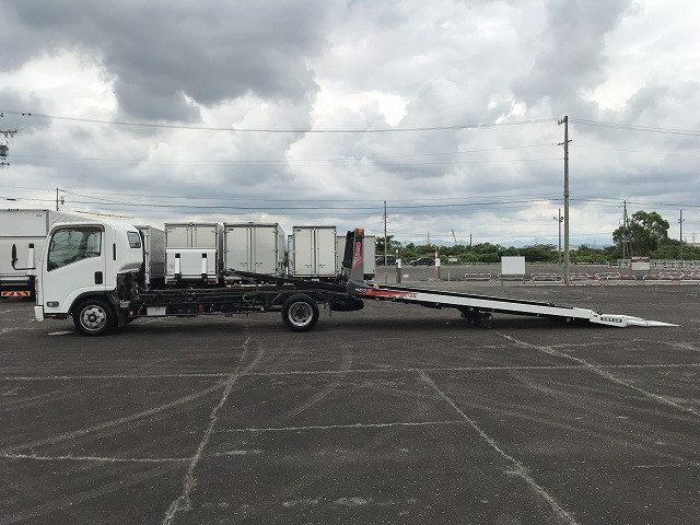 いすゞ エルフ TRG-NPR85AN(2WD)の写真11