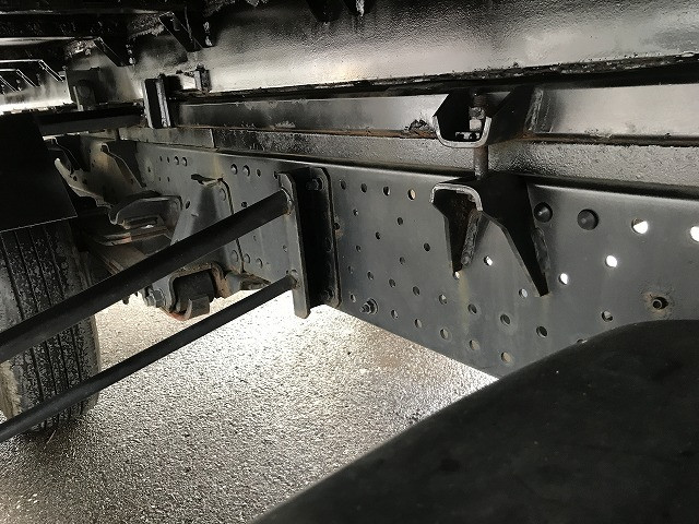 いすゞ エルフ TRG-NPR85AN(2WD)の写真17