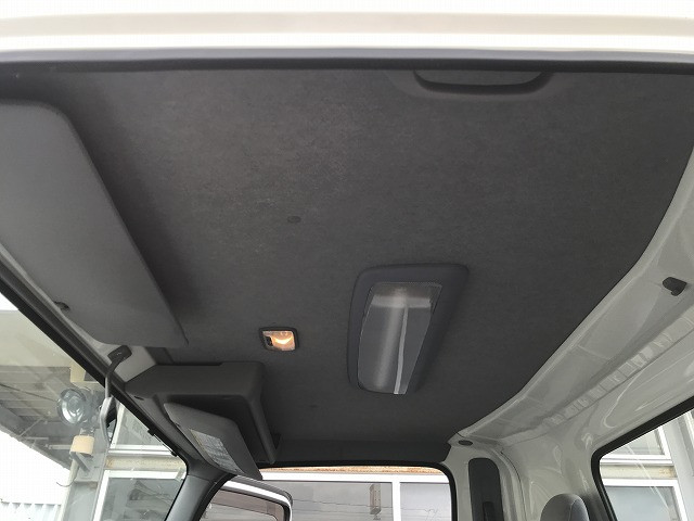 いすゞ エルフ TRG-NPR85AN(2WD)の写真40