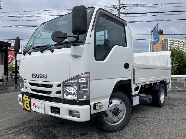 いすゞ エルフ TKG-NKS85A(4WD)の写真1