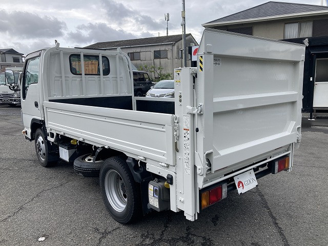 いすゞ エルフ TKG-NKS85A(4WD)の写真6